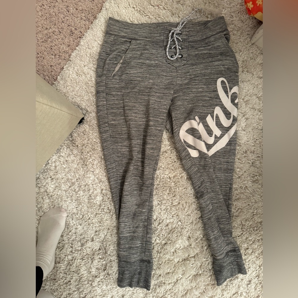 PINK, gray sweatpants size M